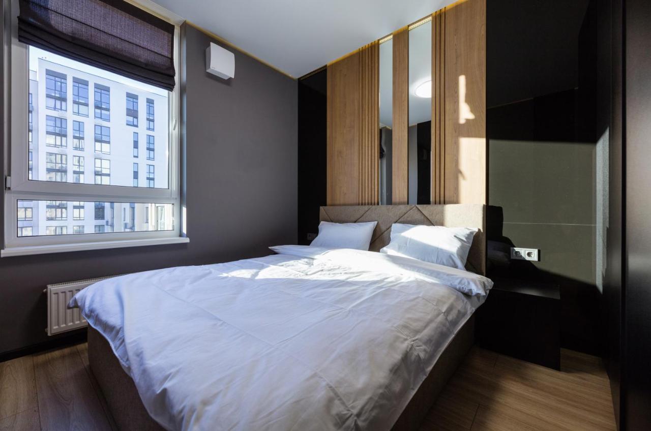 Fayna Town - Loft Black - Nyvky Kiev Ngoại thất bức ảnh